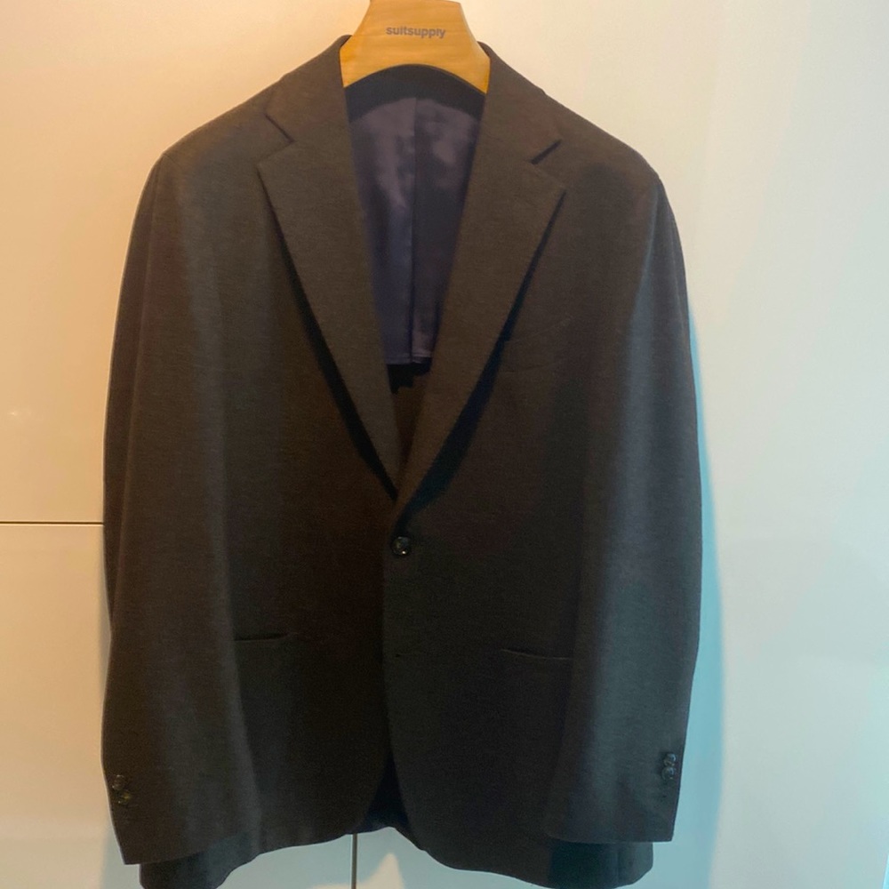 Suit Supply Men’s Brown Italian Wool Blazer Size 42 in excellent condition.